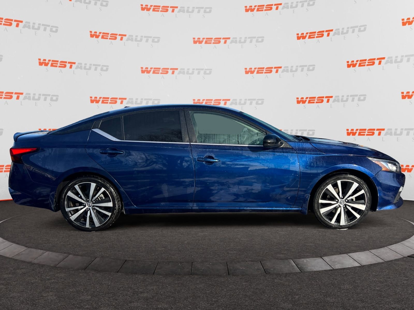 Used 2022 Nissan Altima 2.5 SR image 6
