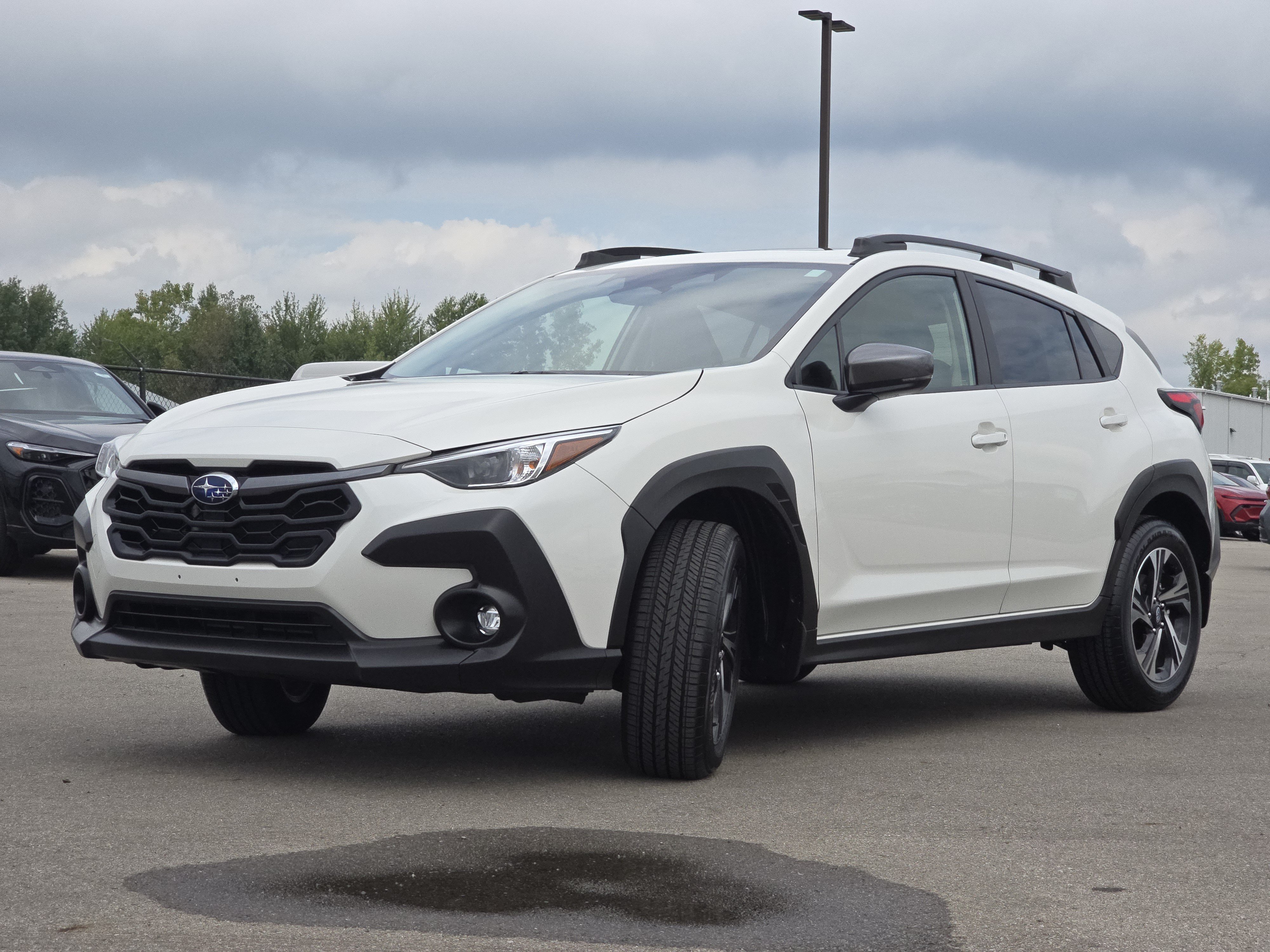Used 2024 Subaru Crosstrek 2.0i Premium AWD/4WD image 3