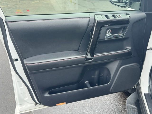 Used 2014 Toyota 4Runner Trail image 13