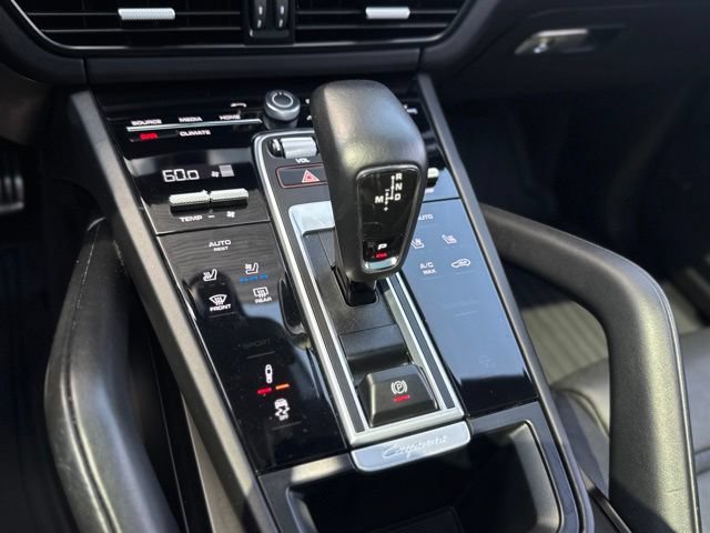Used 2023 Porsche Cayenne GTS AWD/4WD image 31
