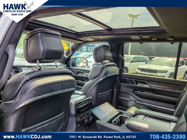 Used 2024 Jeep Grand Wagoneer L Series II w/ Quick Order Packagew 28T AWD/4WD image 15