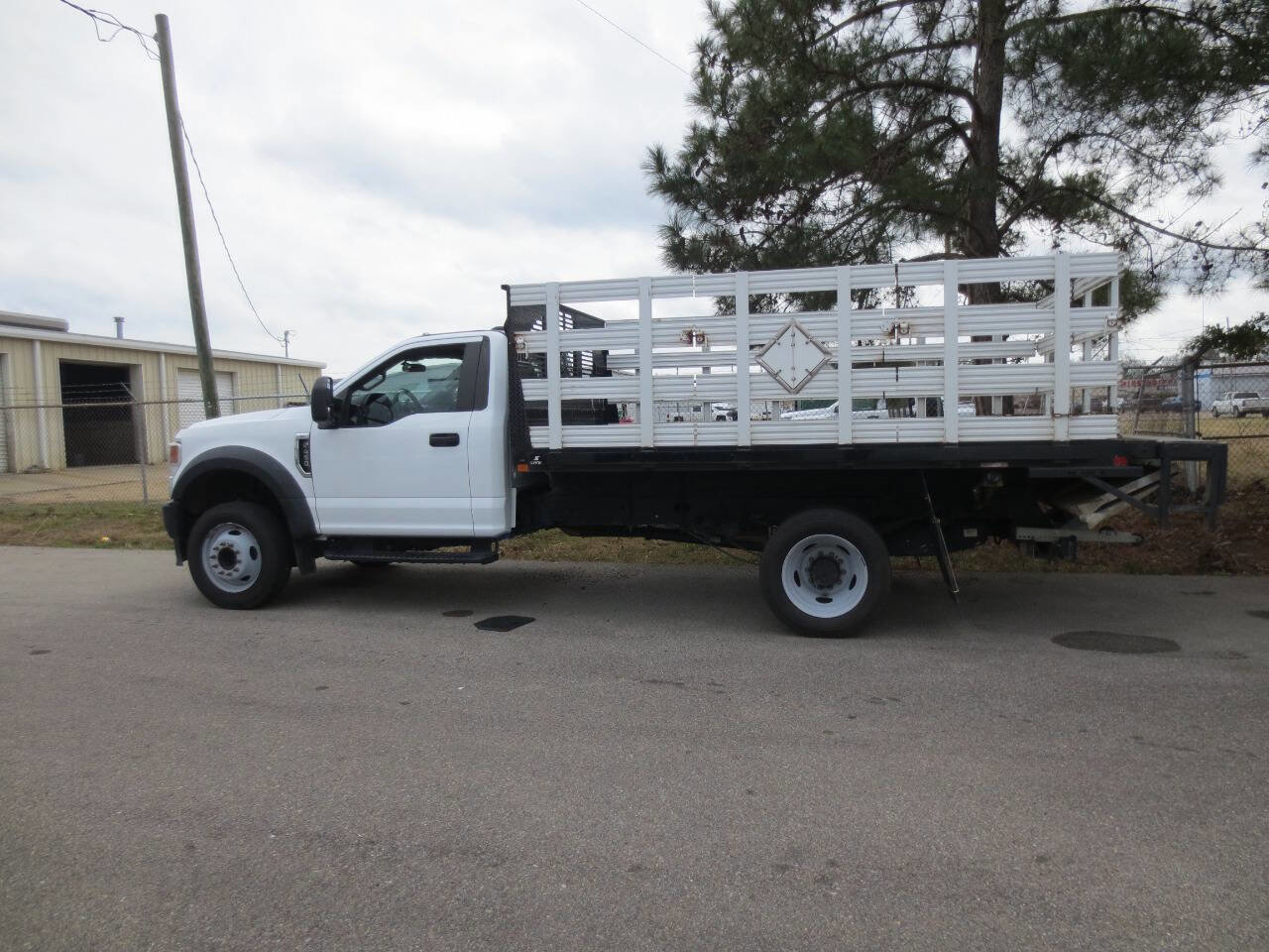 Used 2020 Ford F450 XL image 1