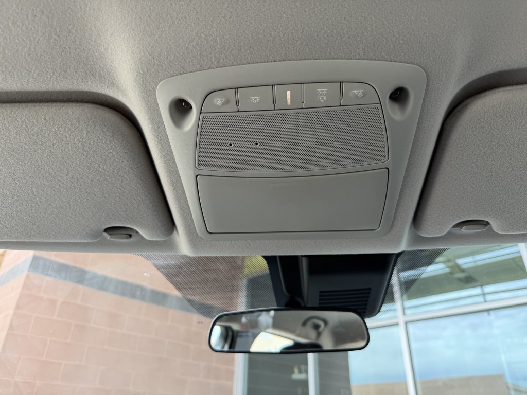 Used 2025 Nissan Leaf S FWD image 24