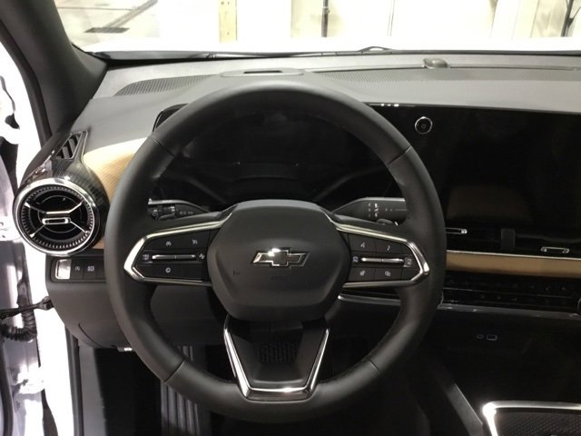 New 2026 Chevrolet Equinox ACTIV w/ Convenience Package III image 28