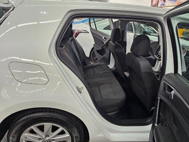 Used 2019 Volkswagen Golf S FWD image 31