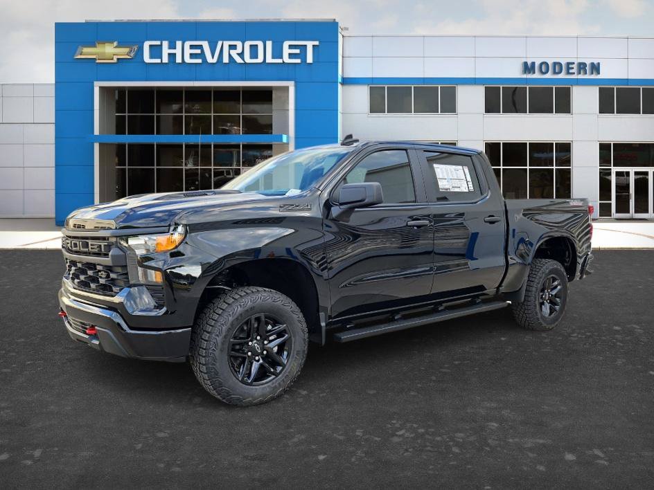 New 2026 Chevrolet Silverado 1500 Custom Trail Boss AWD/4WD image 1