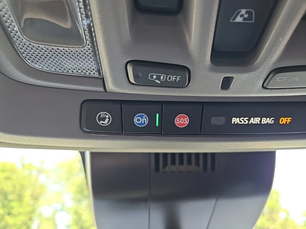 Used 2024 GMC Sierra 2500 Denali w/ Denali Reserve Package AWD/4WD image 47