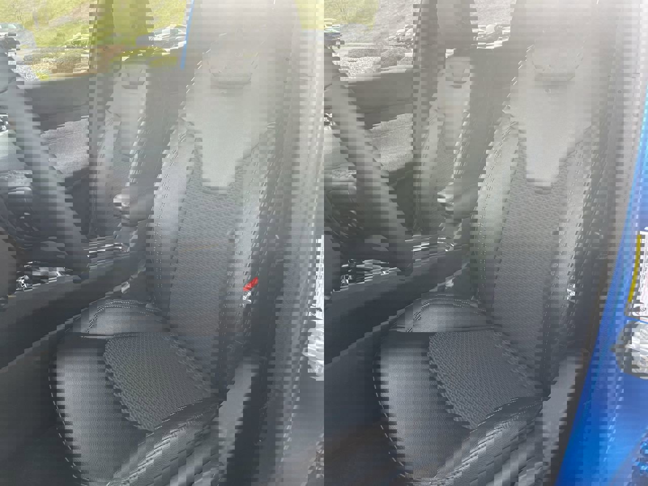 Used 2025 Jeep Compass Latitude AWD/4WD image 11