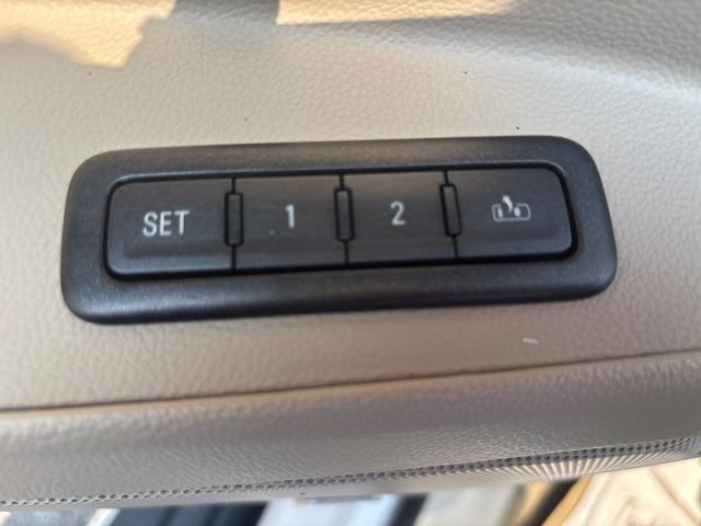 Used 2016 GMC Yukon Denali RWD image 20