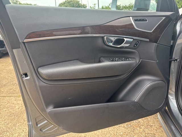 Used 2018 Volvo XC90 T6 Momentum w/ Convenience Package image 22