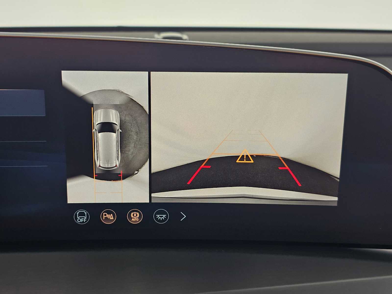New 2026 Cadillac Vistiq Luxury AWD/4WD image 28