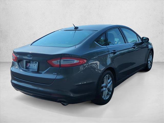Used 2016 Ford Fusion SE FWD image 5