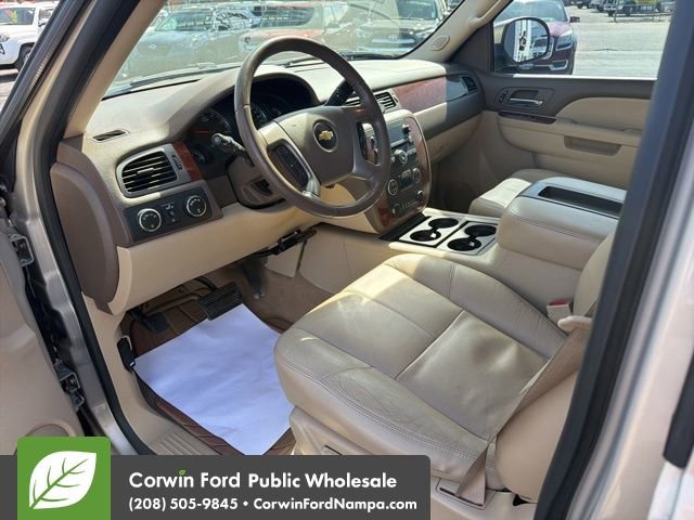 Used 2012 Chevrolet Tahoe LT w/ Luxury Package AWD/4WD image 13
