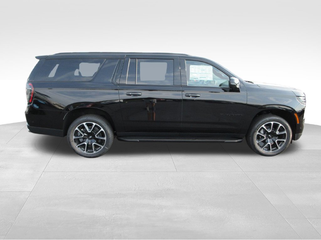 New 2026 Chevrolet Suburban RST w/ Comfort Package AWD/4WD image 7