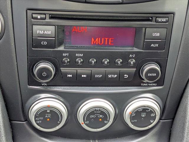 Used 2020 Nissan 370Z Coupe image 13