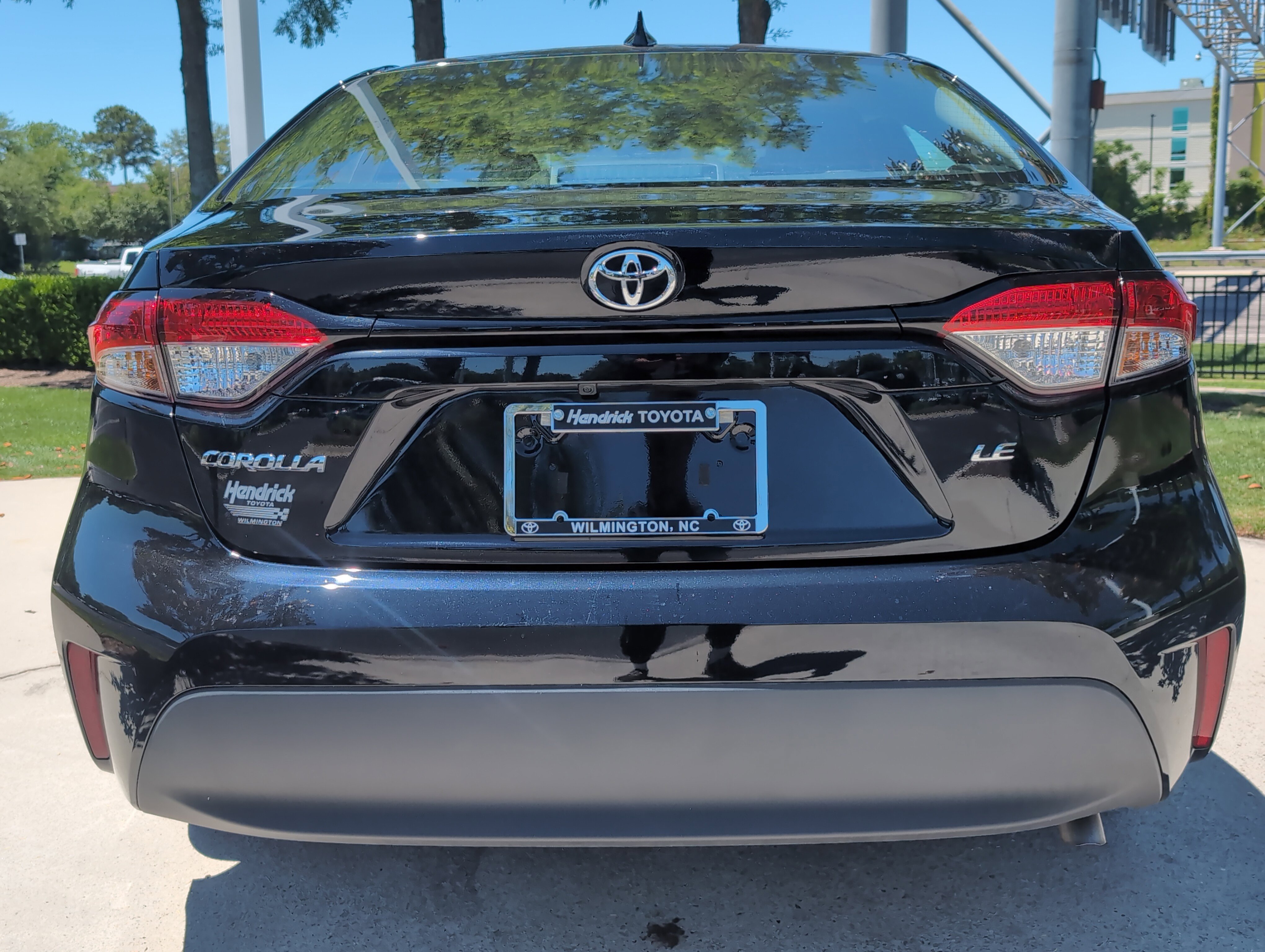 Certified 2024 Toyota Corolla LE FWD image 9