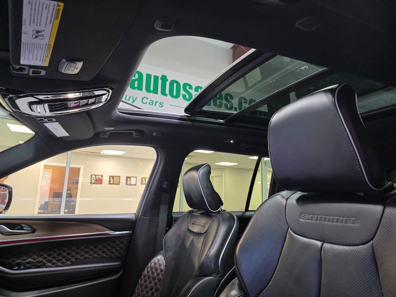 Used 2022 Jeep Grand Cherokee Summit image 46