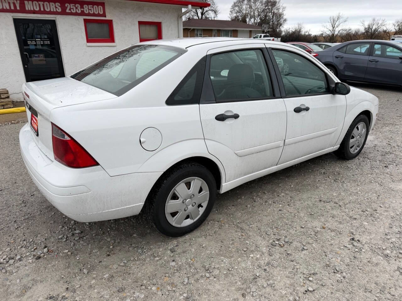 Used 2007 Ford Focus S image 3