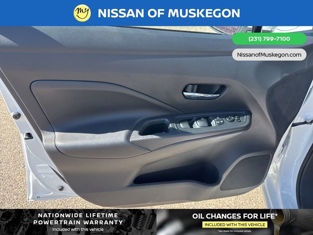 New 2025 Nissan Versa SV w/ Trunk Package image 9