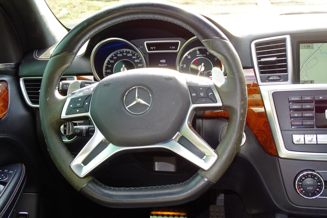 Used 2014 Mercedes-Benz GL 63 AMG 4MATIC image 22