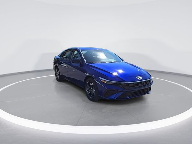 Certified 2025 Hyundai Elantra Sport FWD video 2