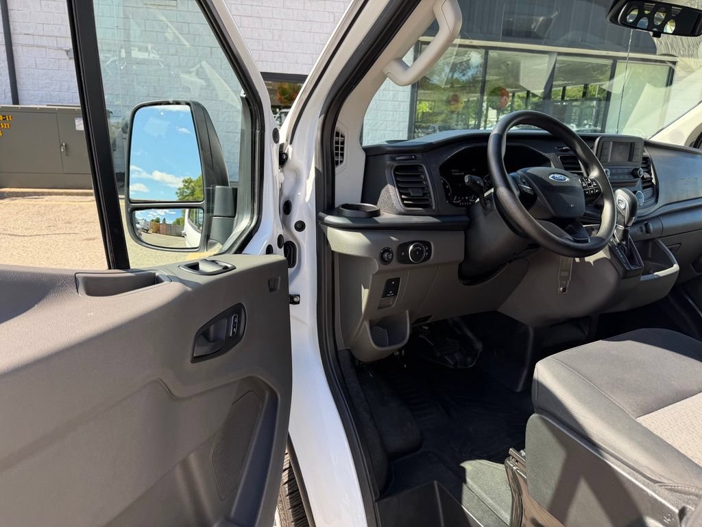 Used 2025 Ford Transit 250 Low Roof w/ Exterior Upgrade Package RWD image 11