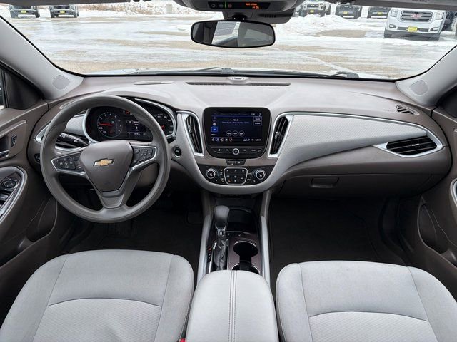 Used 2024 Chevrolet Malibu LT image 20