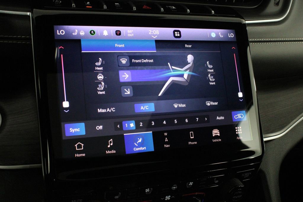 Used 2024 Jeep Grand Cherokee L Limited w/ Luxury Tech Group II image 36