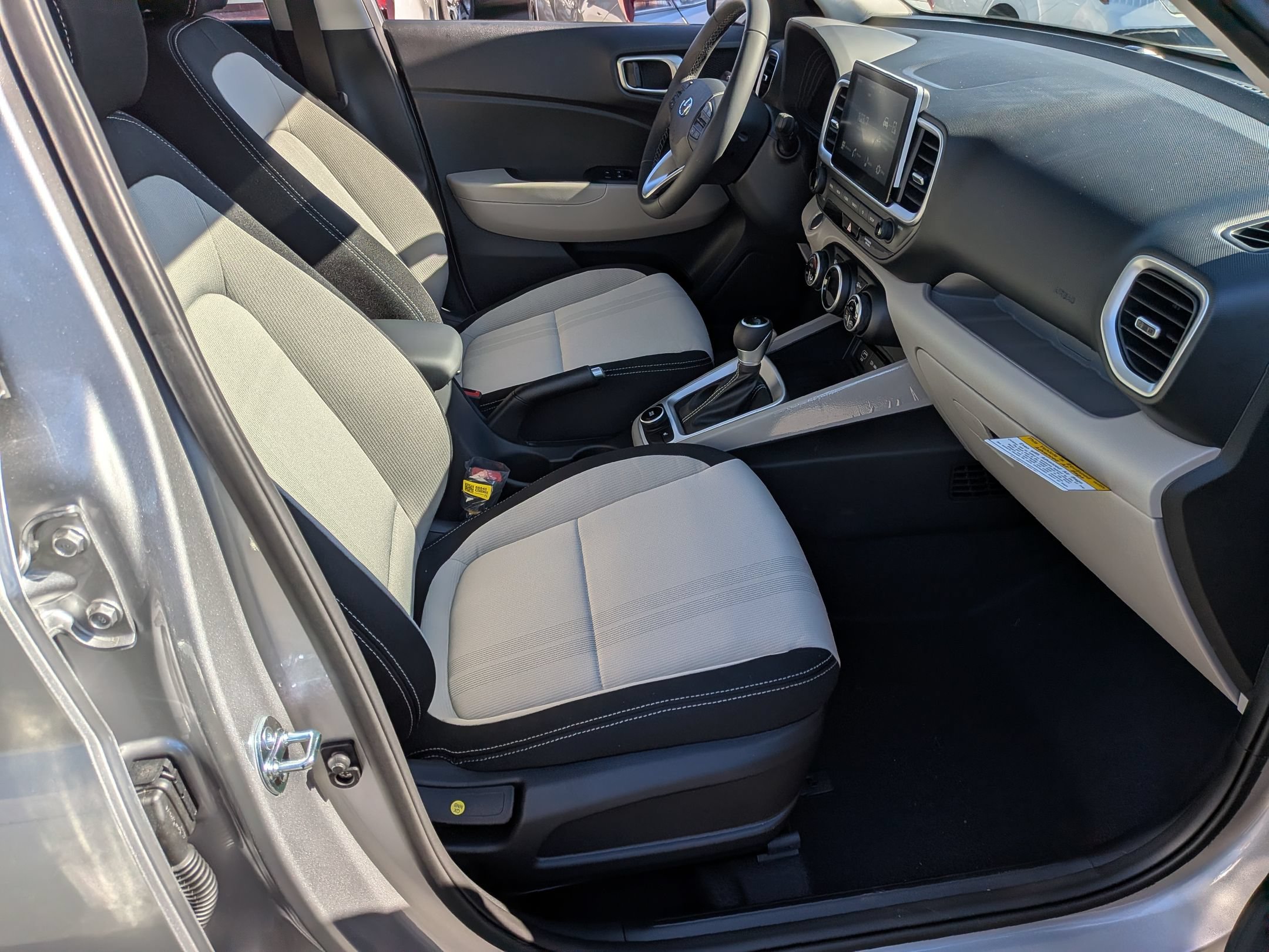 New 2026 Hyundai Venue SEL FWD image 24