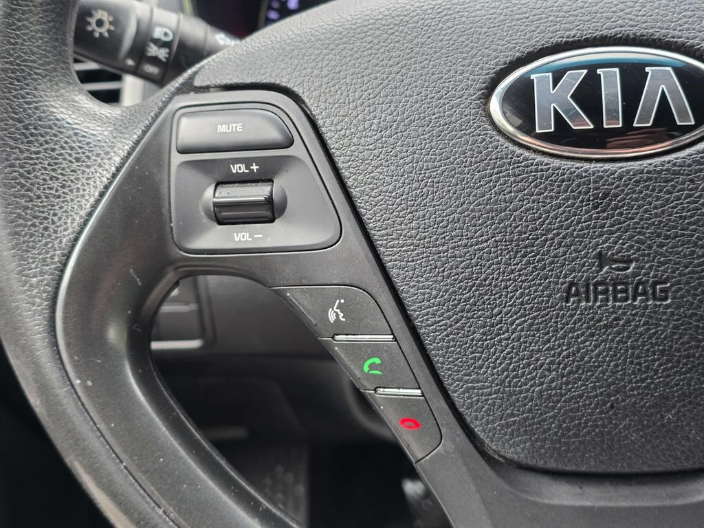 Used 2016 Kia Forte LX FWD image 16