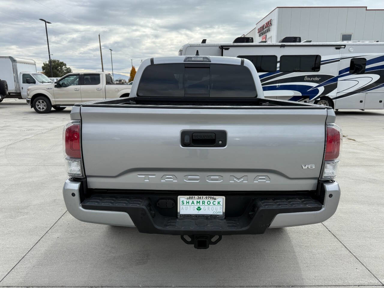 Used 2020 Toyota Tacoma TRD Sport w/ Technology Package image 4