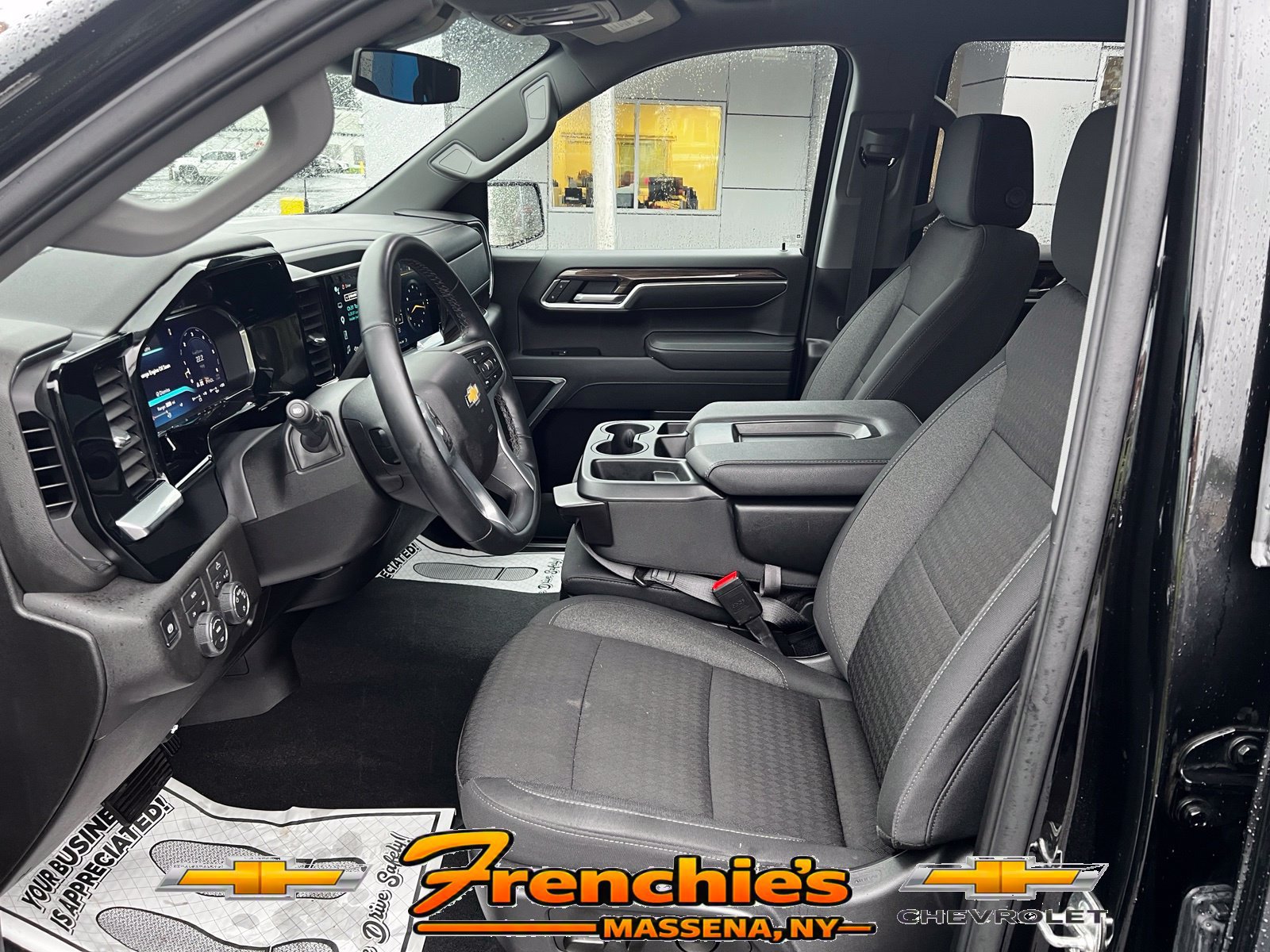 Used 2026 Chevrolet Silverado 1500 LT AWD/4WD image 10