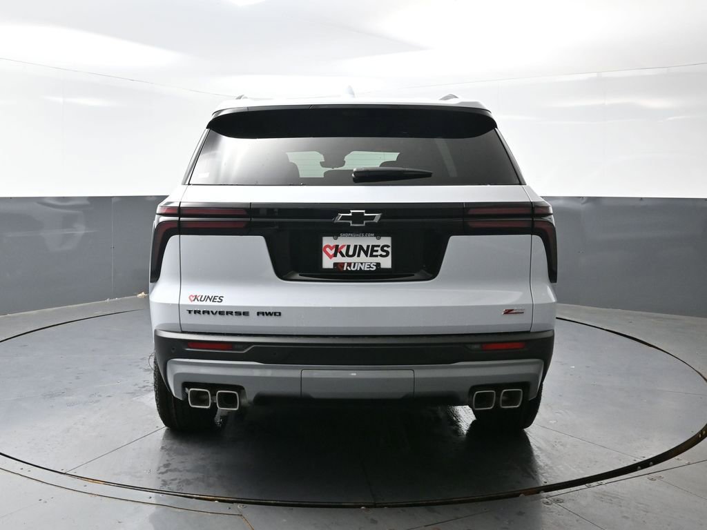 New 2026 Chevrolet Traverse Z71 w/ Enhanced Driving Package AWD/4WD image 10