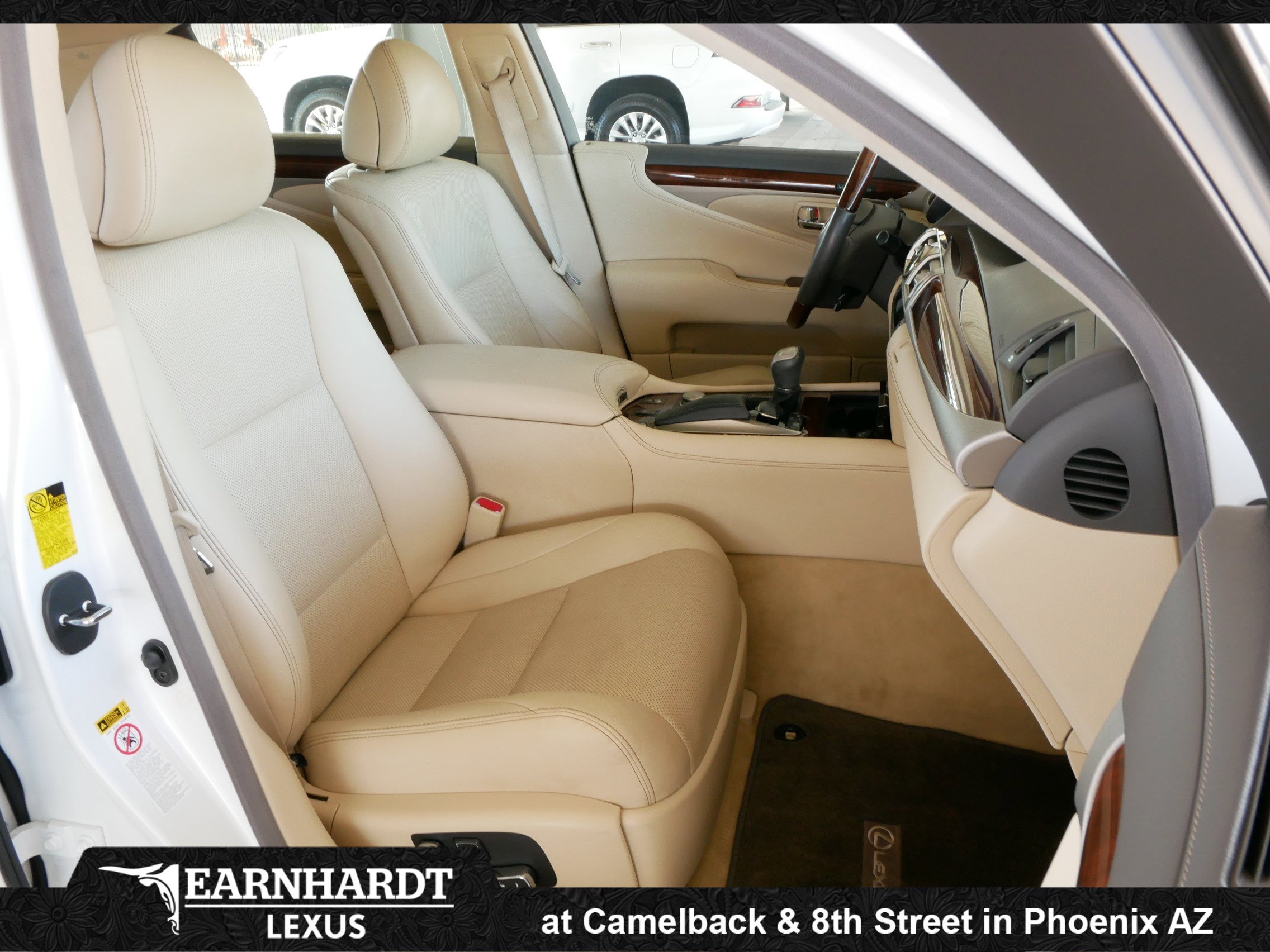 Used 2013 Lexus LS 460 w/ Comfort Pkg RWD image 8