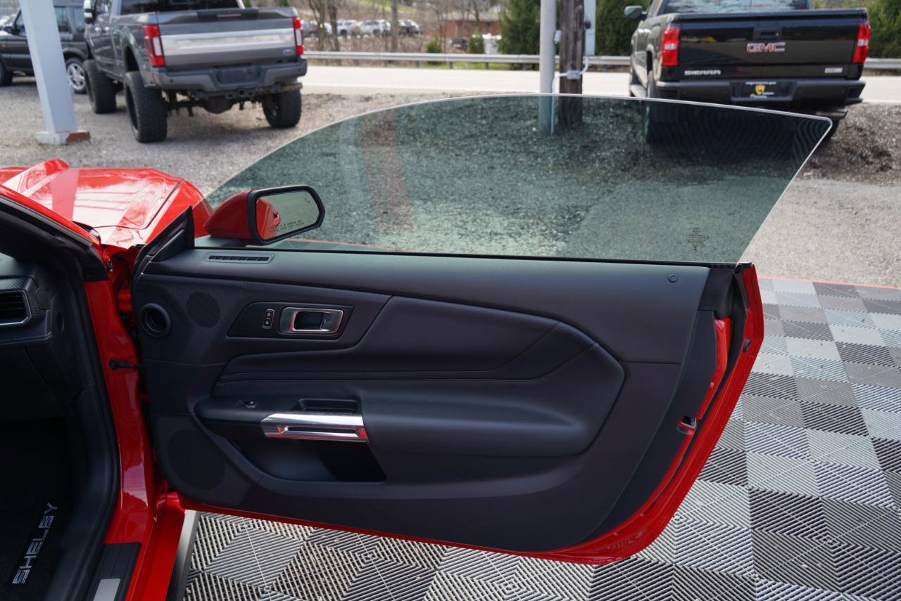 Used 2025 Ford Mustang GT Premium w/ GT Performance Package image 61