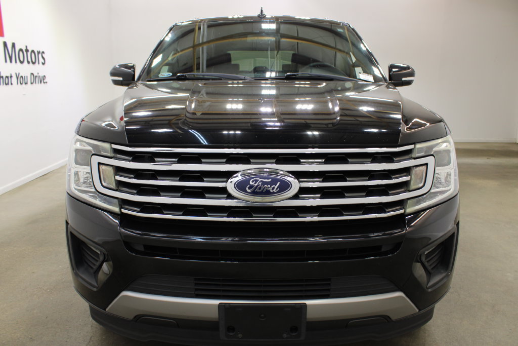 Used 2018 Ford Expedition XLT w/ Equipment Group 202A RWD image 7