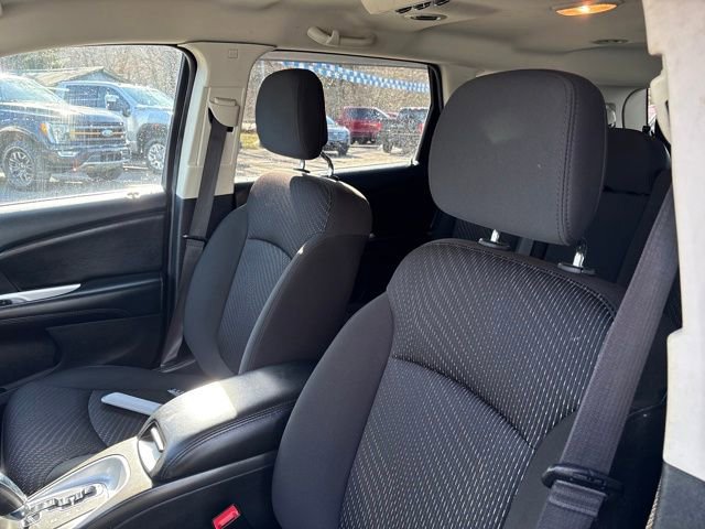Used 2019 Dodge Journey SE w/ Blacktop Package image 10