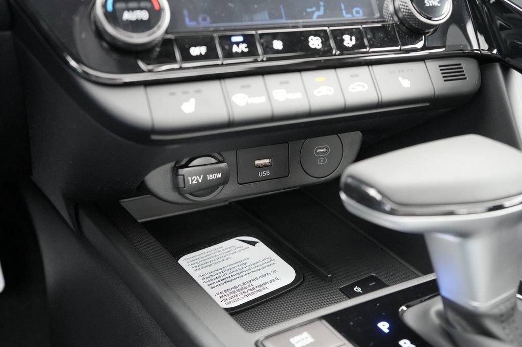 New 2026 Hyundai Elantra SEL Sport FWD image 31