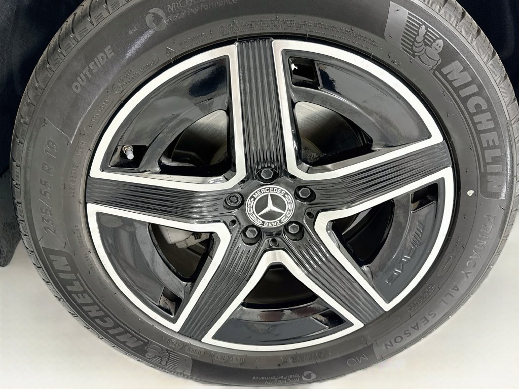 Certified 2026 Mercedes-Benz GLC 300 image 29