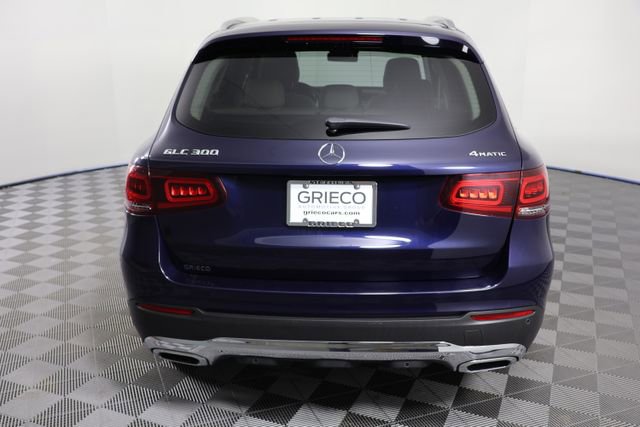 Used 2022 Mercedes-Benz GLC 300 4MATIC w/ Premium Package Lite image 7