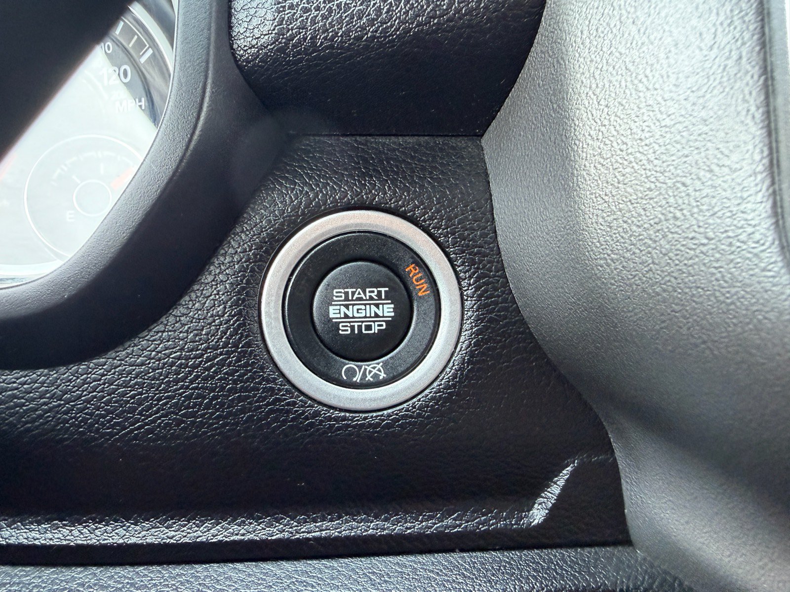 Used 2024 RAM 3500 Big Horn AWD/4WD image 32