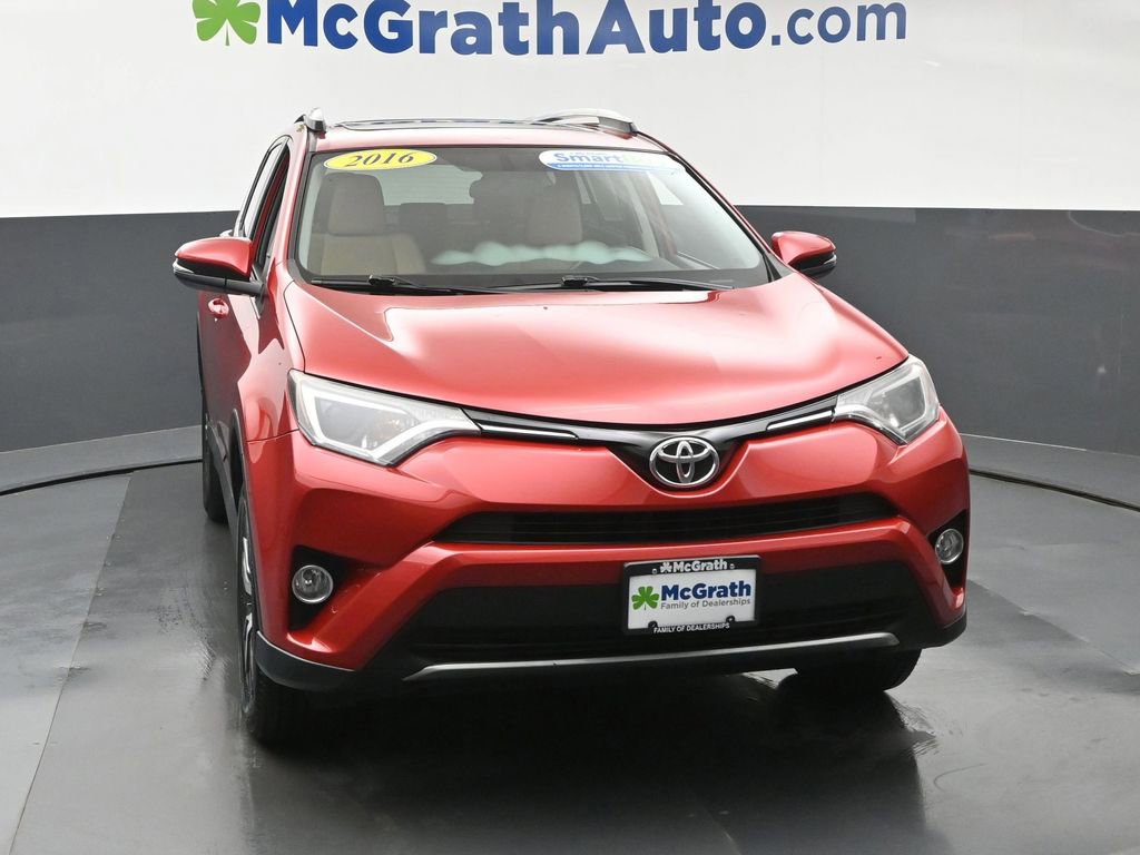 Used 2016 Toyota RAV4 XLE AWD/4WD image 4