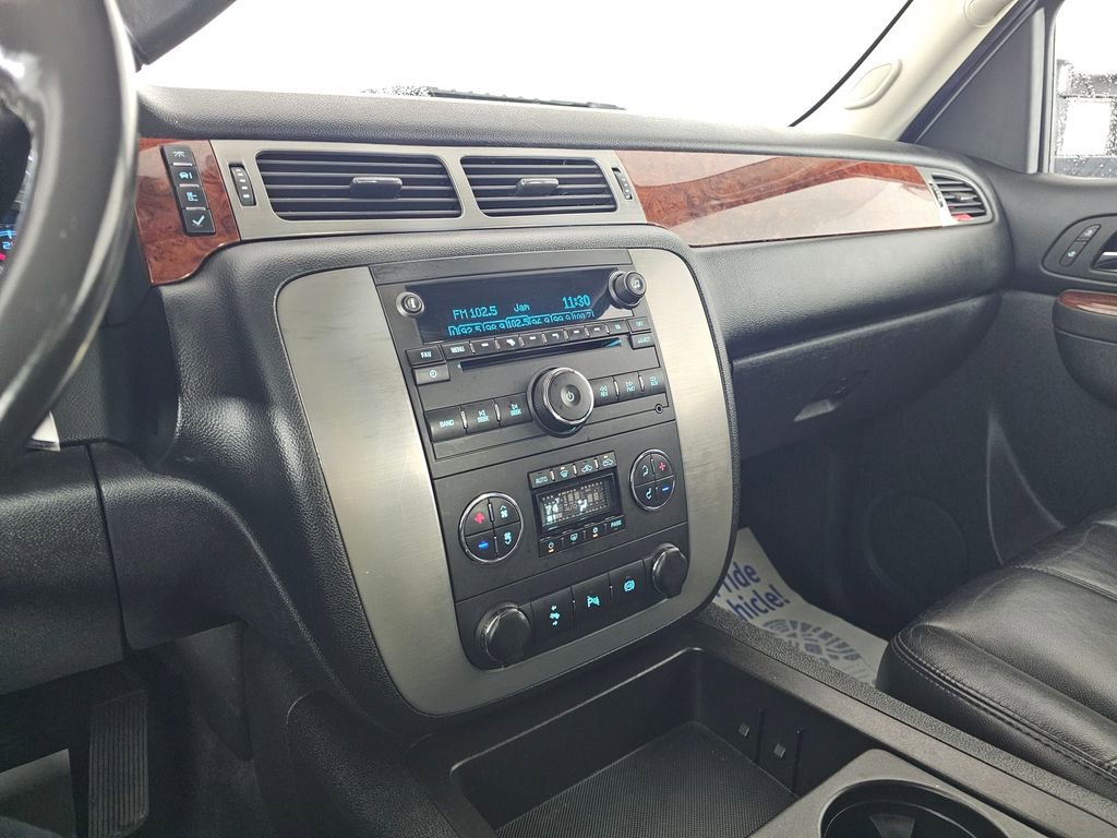 Used 2011 GMC Sierra 3500 SLT w/ SLT Convenience Package image 32