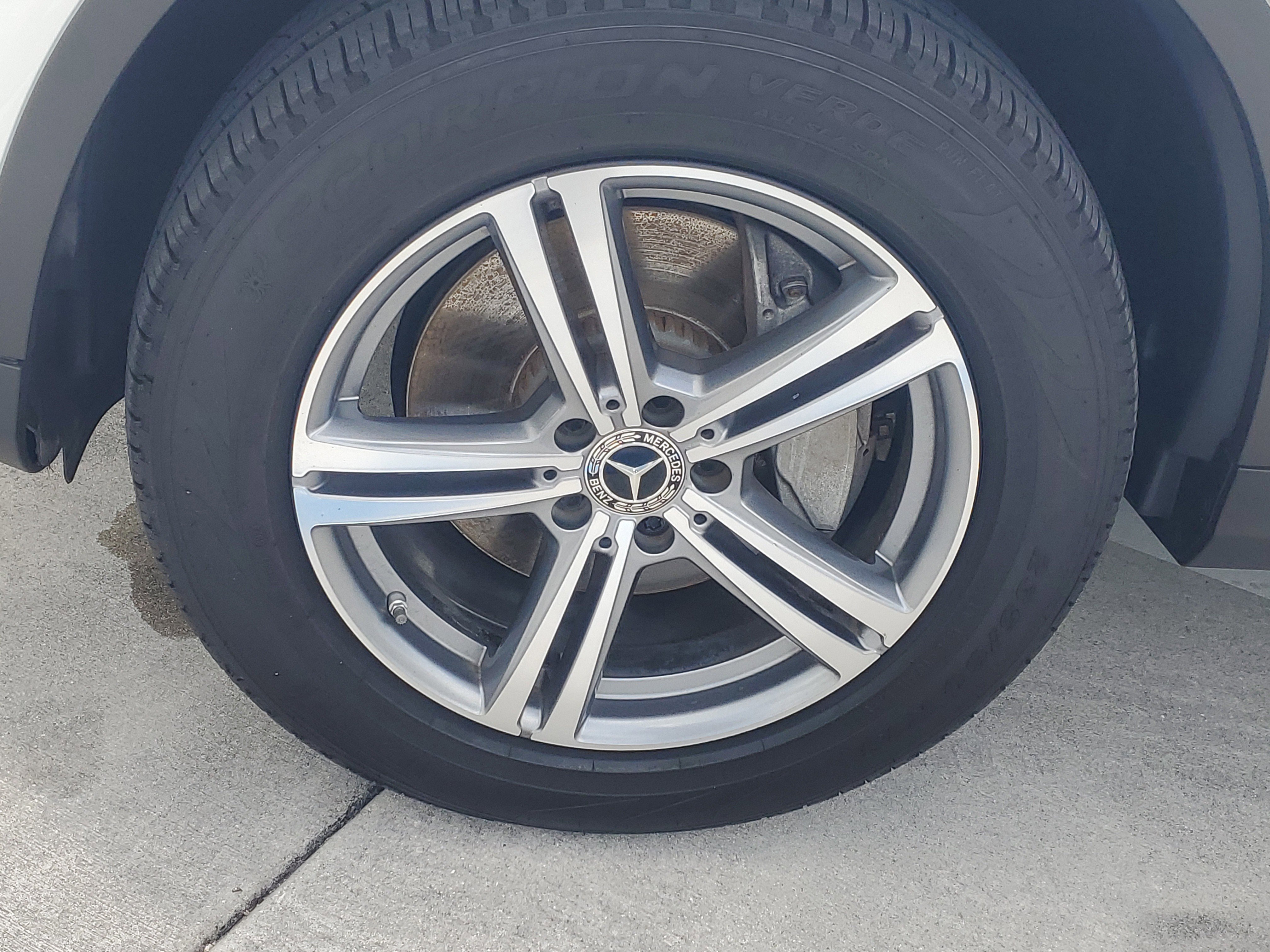 Used 2022 Mercedes-Benz GLC 300 image 6