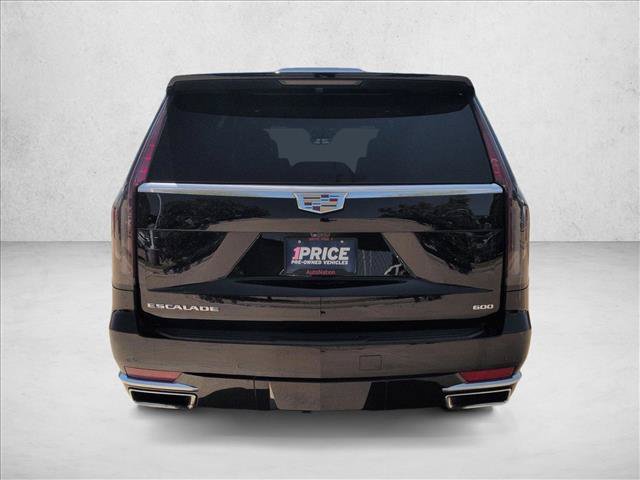 Used 2024 Cadillac Escalade Premium Luxury RWD image 7