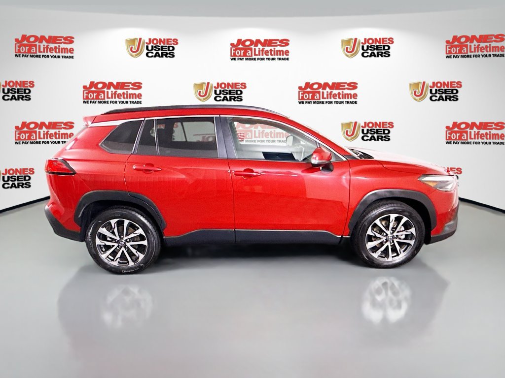 Certified 2024 Toyota Corolla Cross XLE AWD/4WD image 17