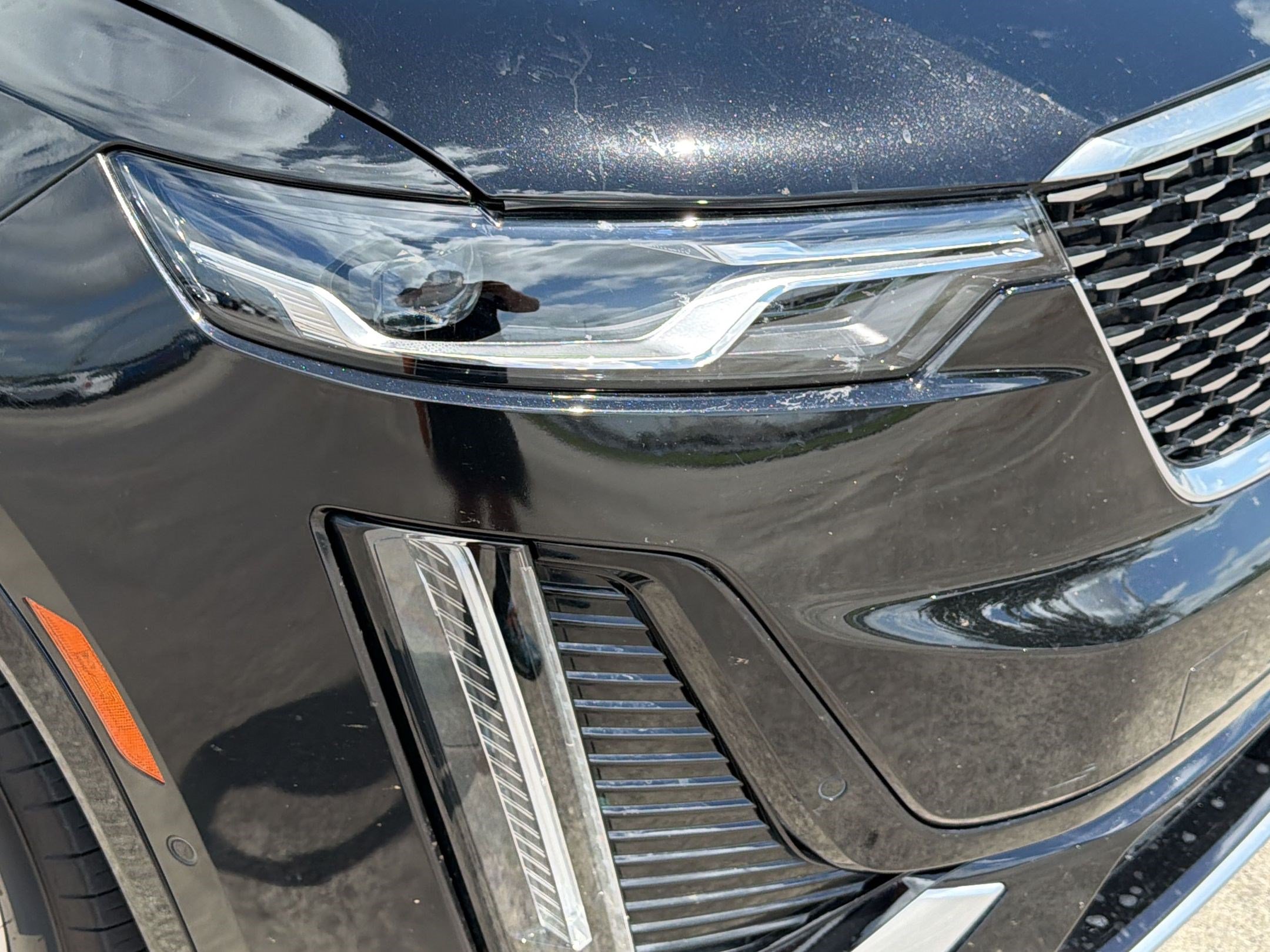 Used 2024 Cadillac XT6 Premium Luxury w/ Technology Package FWD image 12