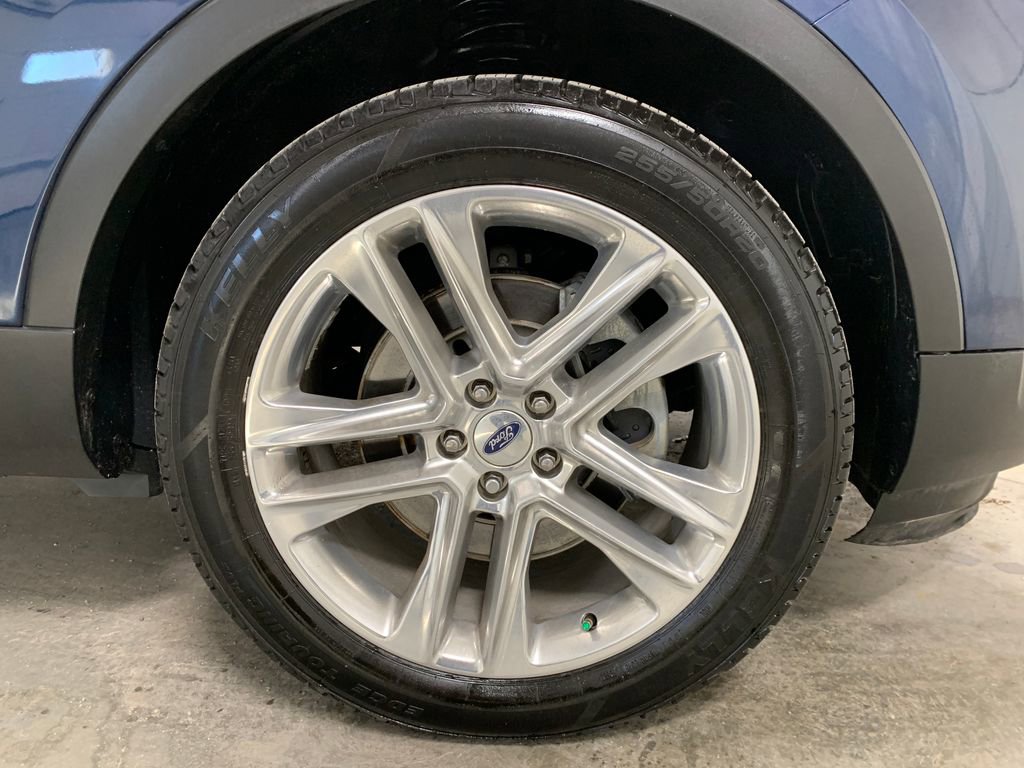 Used 2017 Ford Explorer XLT w/ Equipment Group 202A image 31