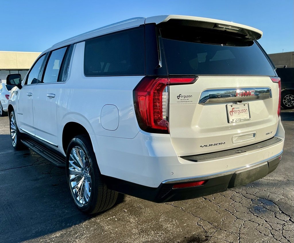 Used 2021 GMC Yukon XL SLT w/ SLT Luxury Plus Package image 14