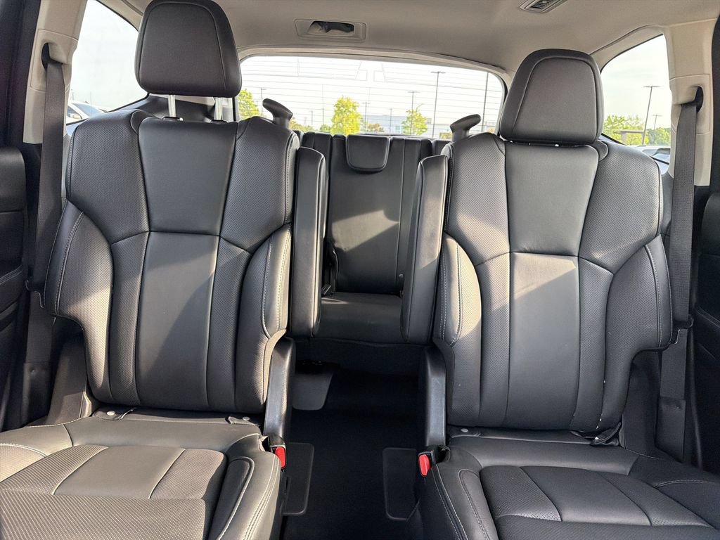 Used 2023 Subaru Ascent Limited AWD/4WD image 31